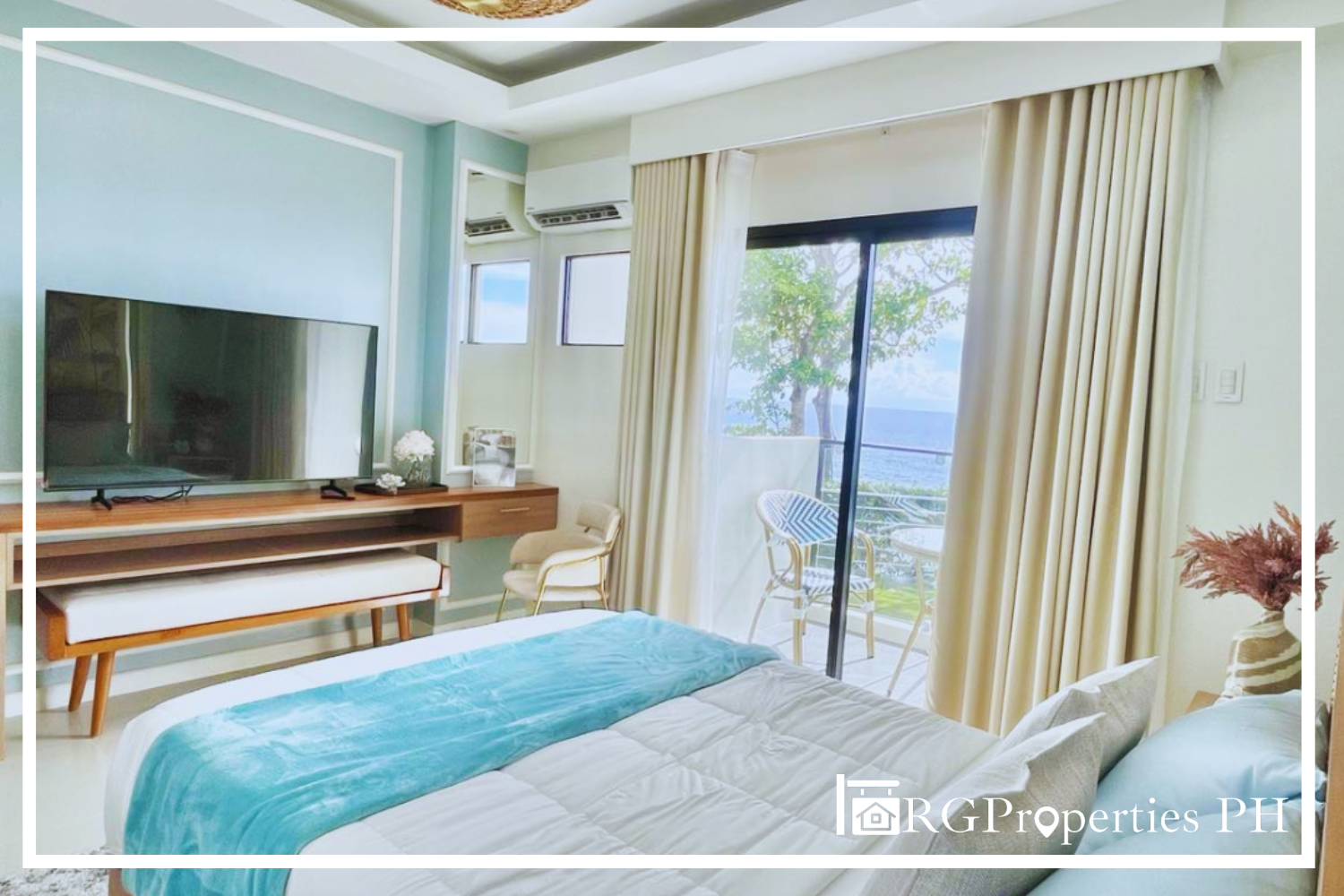 RGPropertiesPH-TheRoyaleNavy-Studio-CoralBaySuites